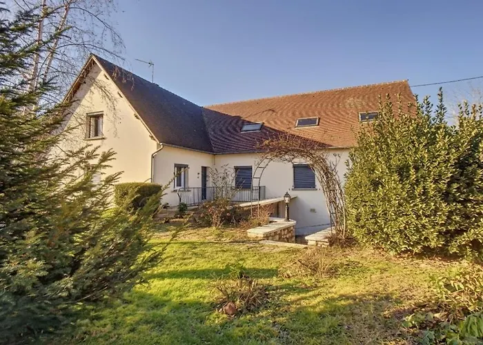 L'arbre De Vie Bed & Breakfast Montmarault