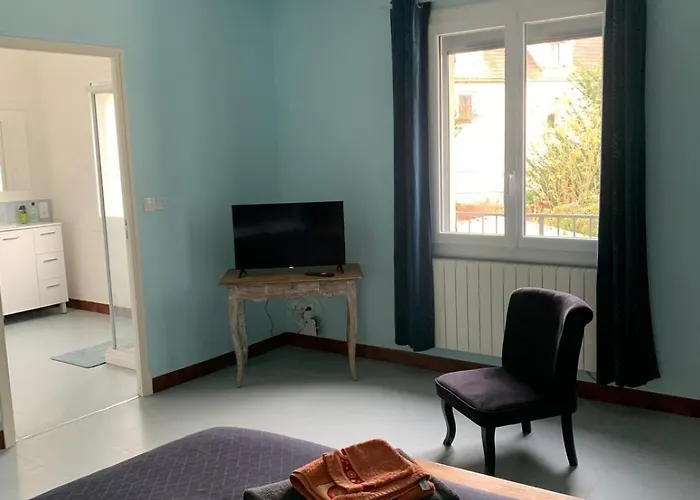 Bed & Breakfast L'arbre De Vie Montmarault